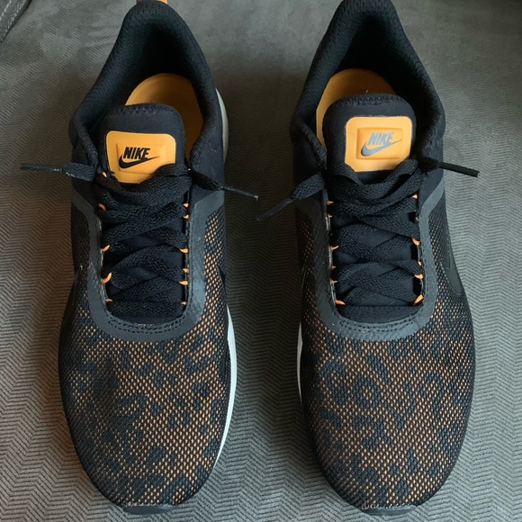 Nike Athletic Shoes - Picture 3 of 3